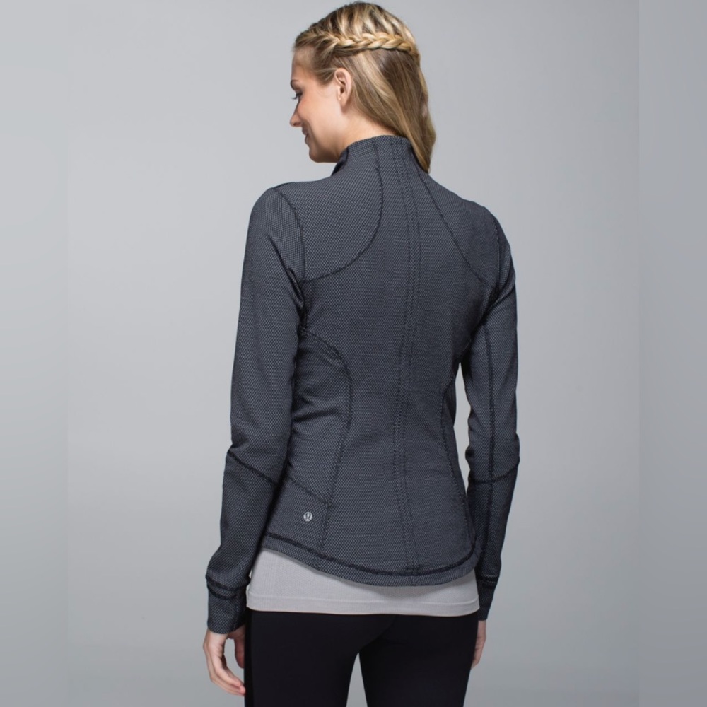 Lululemon Forme Jacket - Picture 2 of 16